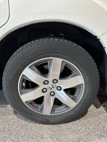used 2013 Honda Pilot car, priced at $15,500