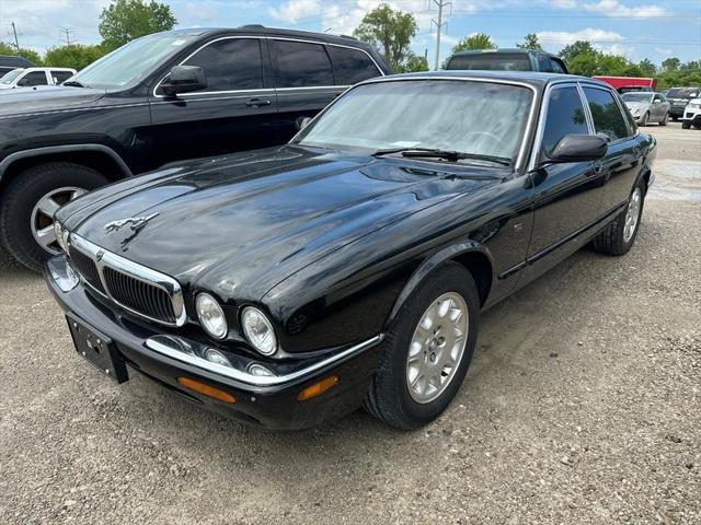 used 2001 Jaguar XJ8 car, priced at $6,995
