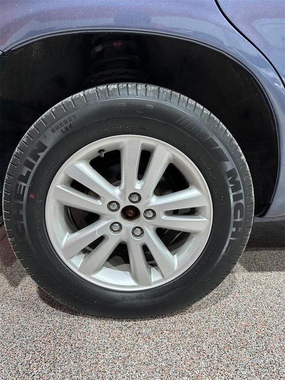 used 2007 Toyota Highlander Hybrid car, priced at $8,795