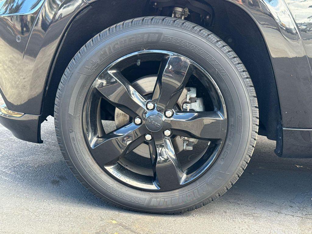 used 2016 Jeep Grand Cherokee car, priced at $14,995