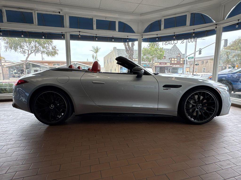 used 2024 Mercedes-Benz AMG SL 43 car, priced at $95,995