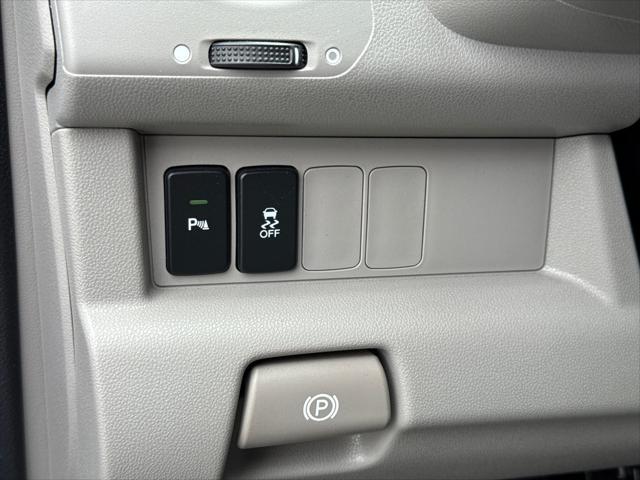 used 2013 Honda Pilot car, priced at $14,995