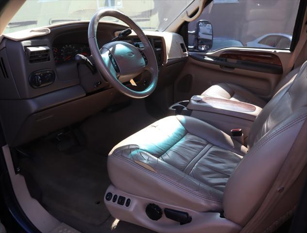 used 2000 Ford Excursion car, priced at $13,995