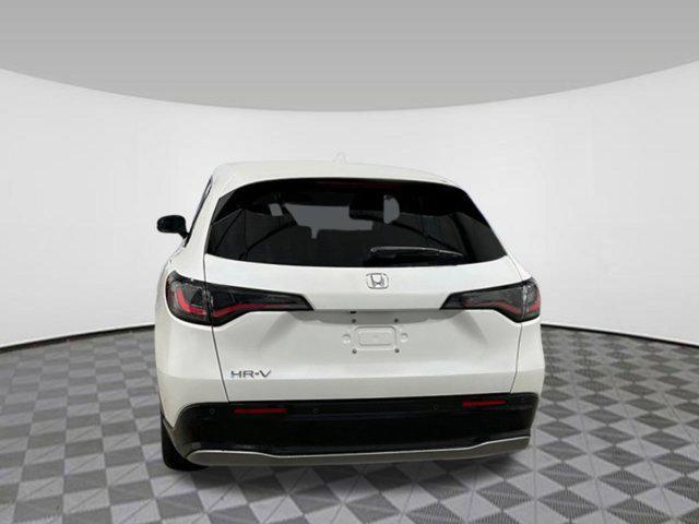 new 2025 Honda HR-V car, priced at $32,200