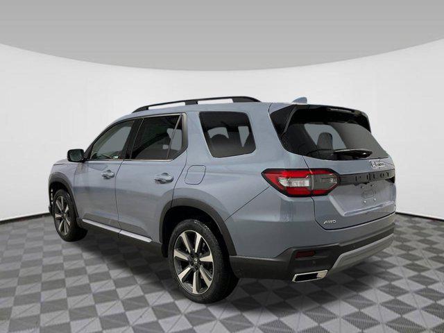 new 2025 Honda Pilot car, priced at $47,658