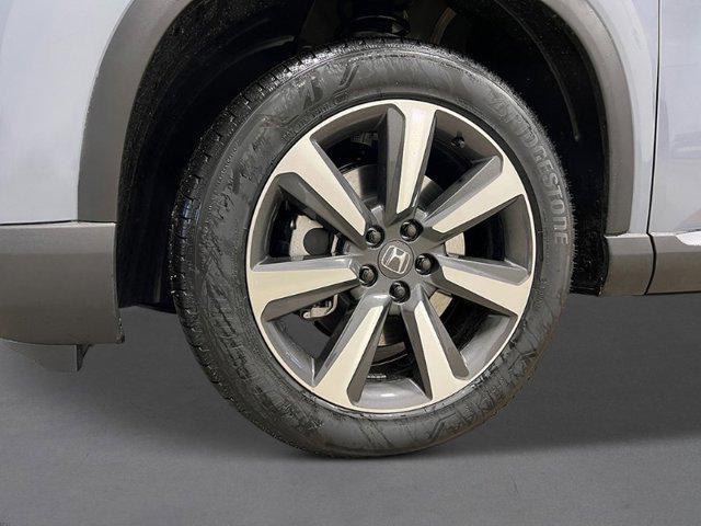 new 2025 Honda Pilot car, priced at $47,658