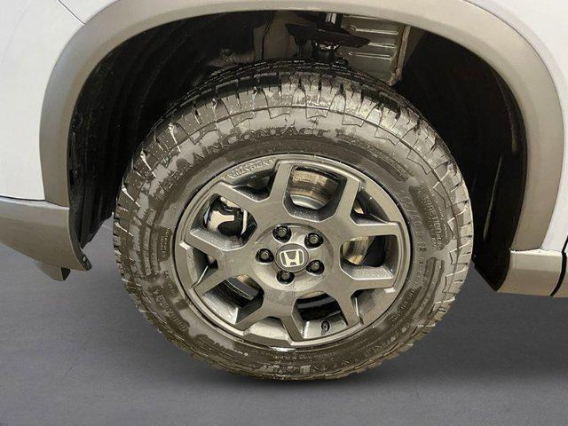 new 2025 Honda Pilot car, priced at $49,135