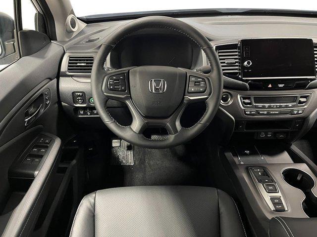 new 2025 Honda Ridgeline car, priced at $43,587