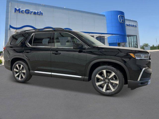 new 2025 Honda Pilot car, priced at $52,360