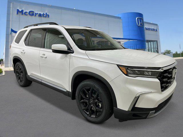 new 2025 Honda Pilot car, priced at $49,121