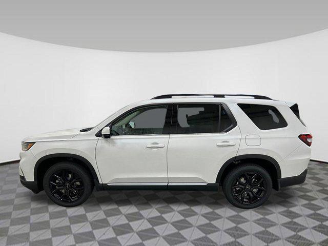 new 2025 Honda Pilot car, priced at $51,235