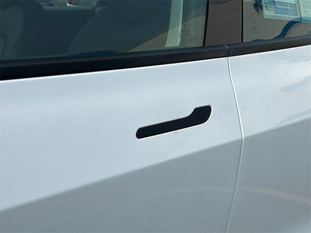 used 2022 Tesla Model 3 car, priced at $27,495