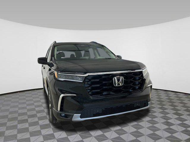 new 2025 Honda Pilot car, priced at $50,222