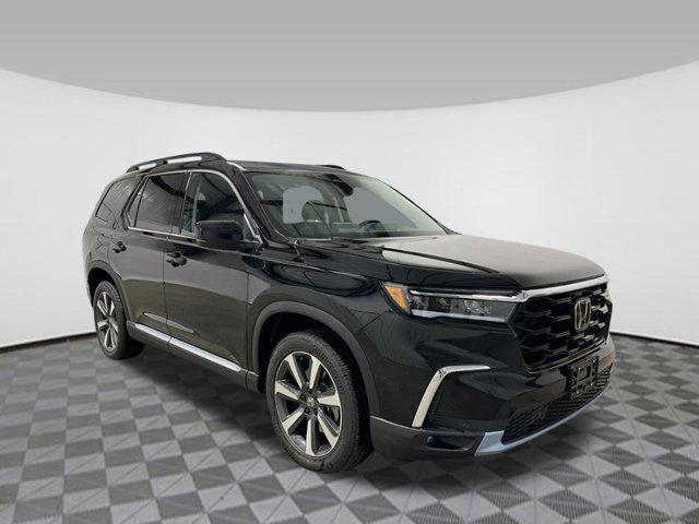 new 2025 Honda Pilot car, priced at $47,277