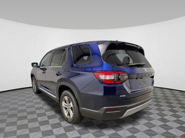 new 2025 Honda Pilot car, priced at $44,223