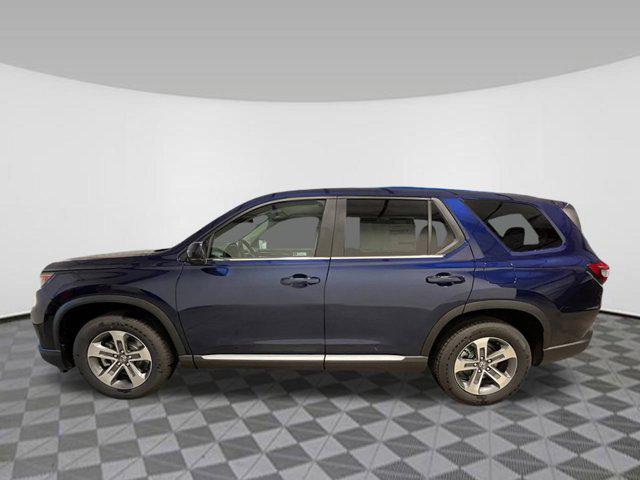 new 2025 Honda Pilot car, priced at $44,223