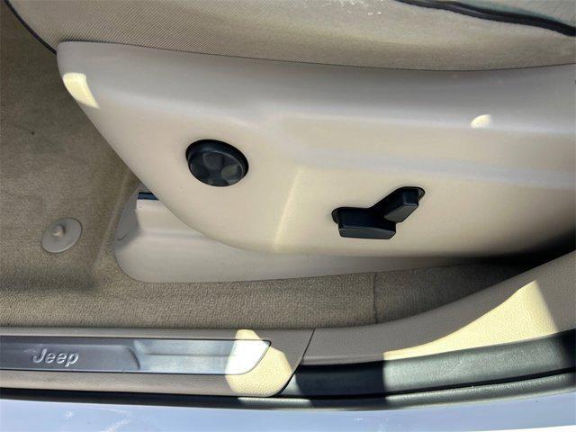 used 2020 Jeep Grand Cherokee car, priced at $29,595