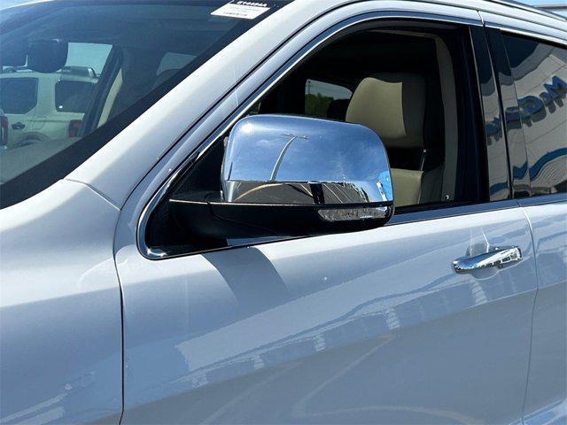 used 2020 Jeep Grand Cherokee car, priced at $29,595