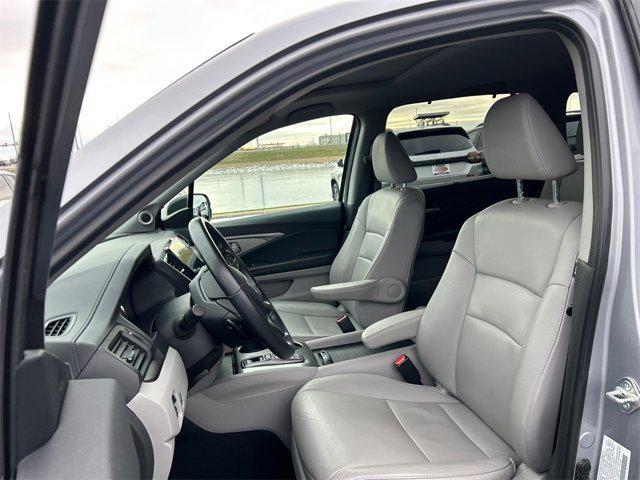 used 2022 Honda Pilot car, priced at $31,711