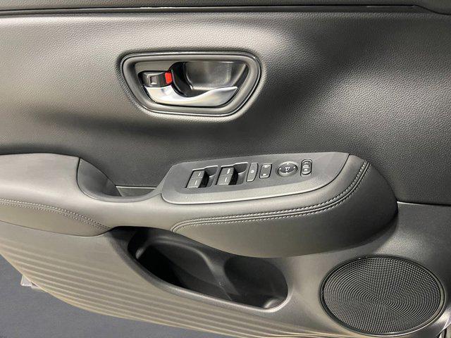 new 2025 Honda HR-V car, priced at $28,005