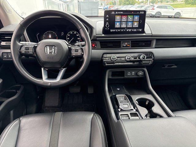 used 2024 Honda Pilot car, priced at $44,211