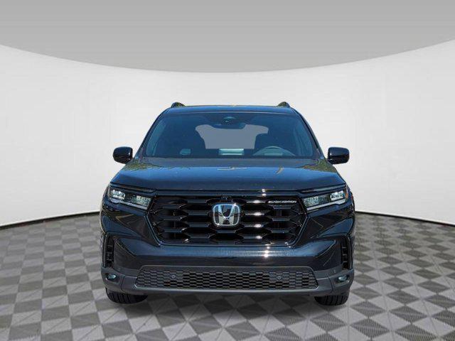 new 2025 Honda Pilot car, priced at $53,830
