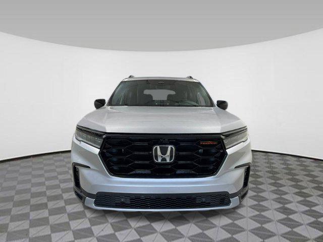 new 2025 Honda Pilot car, priced at $47,833