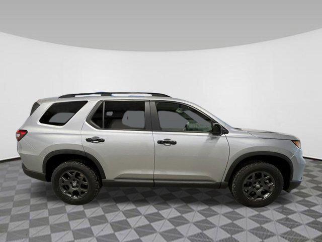 new 2025 Honda Pilot car, priced at $47,833