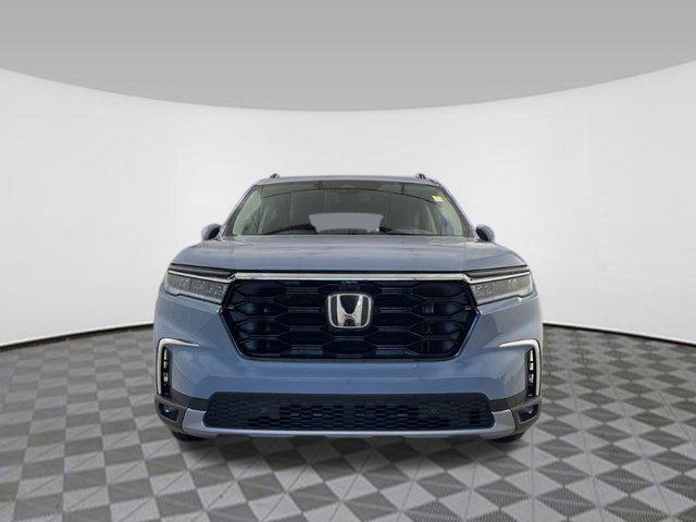 new 2025 Honda Pilot car, priced at $50,604