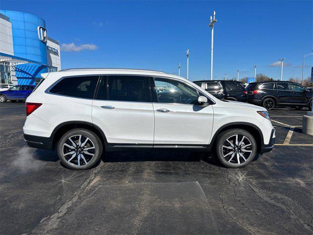 used 2022 Honda Pilot car, priced at $34,995