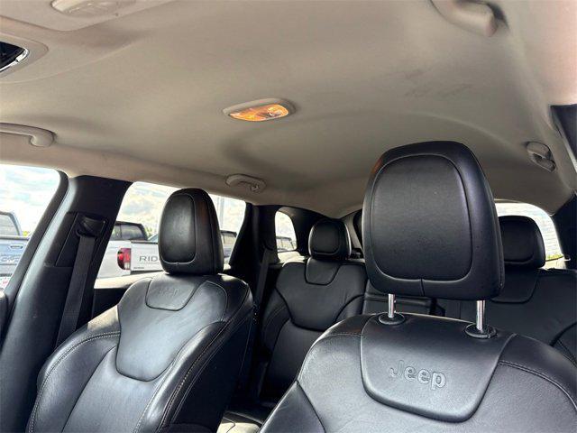 used 2016 Jeep Cherokee car, priced at $10,195