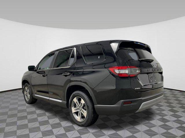 new 2025 Honda Pilot car, priced at $44,939