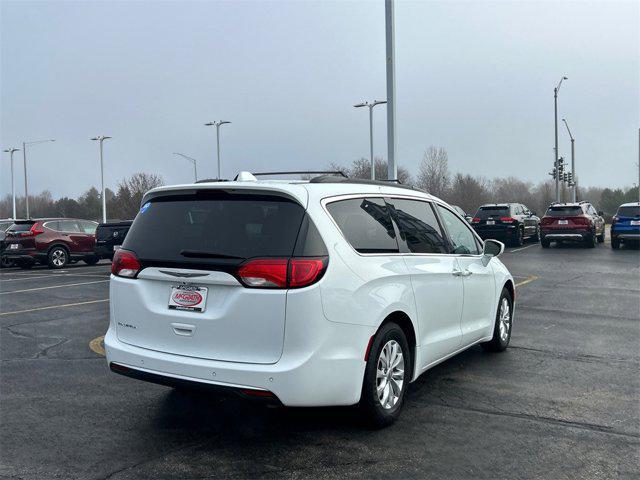 used 2019 Chrysler Pacifica car, priced at $17,595