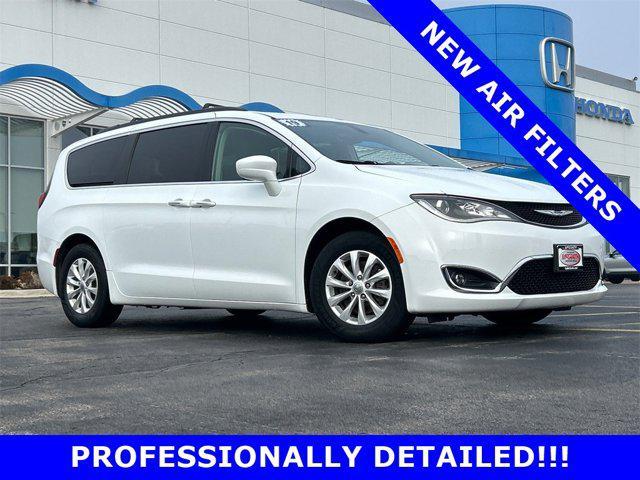 used 2019 Chrysler Pacifica car, priced at $17,595