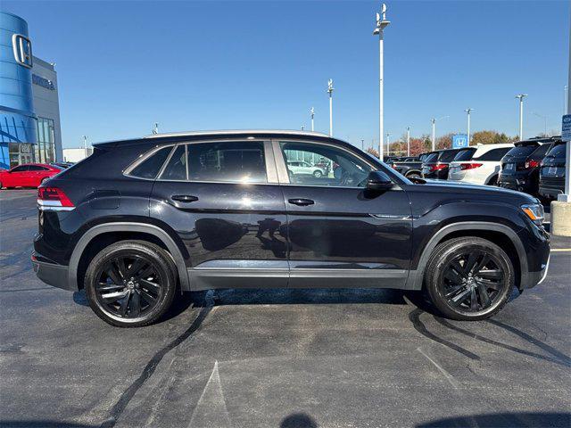 used 2020 Volkswagen Atlas Cross Sport car, priced at $19,995