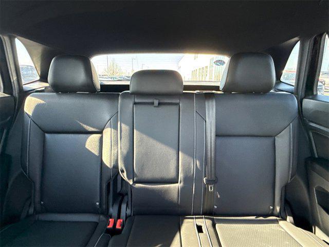 used 2020 Volkswagen Atlas Cross Sport car, priced at $19,995