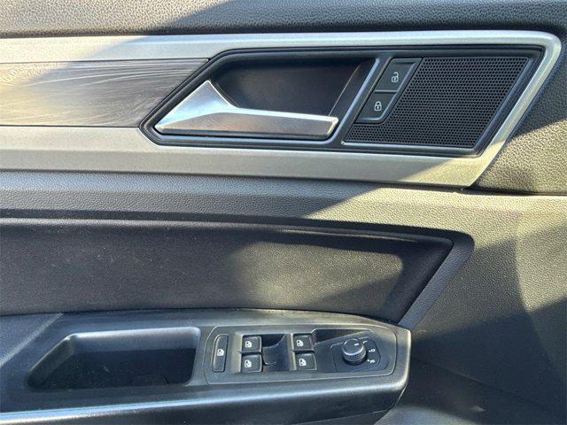 used 2020 Volkswagen Atlas Cross Sport car, priced at $19,995