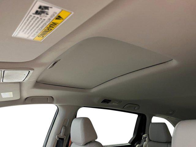 new 2025 Honda Odyssey car, priced at $41,052