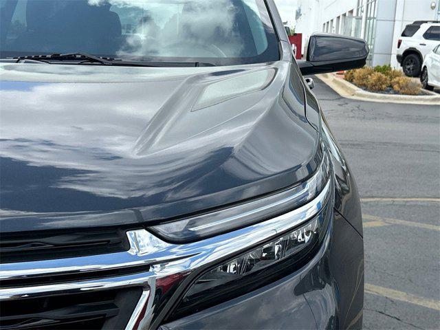 used 2022 Chevrolet Equinox car, priced at $22,395
