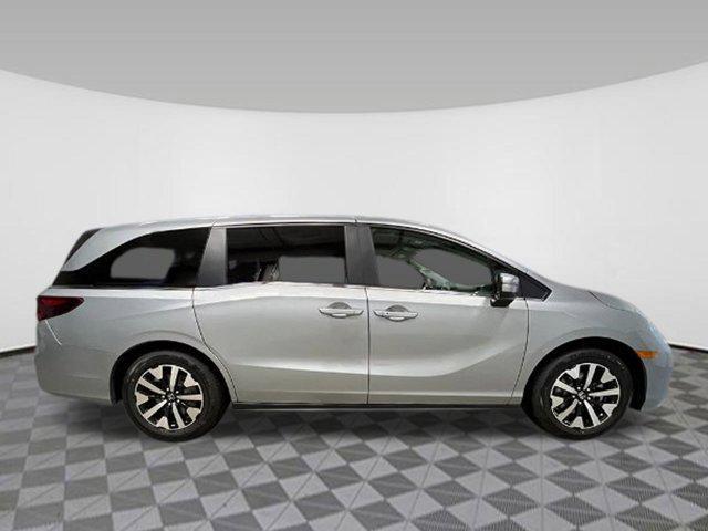 new 2026 Honda Odyssey car, priced at $41,638