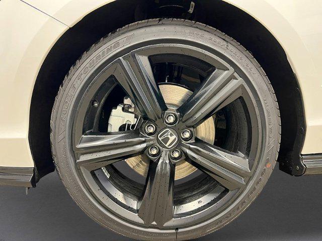 new 2025 Honda Accord Hybrid car, priced at $35,417