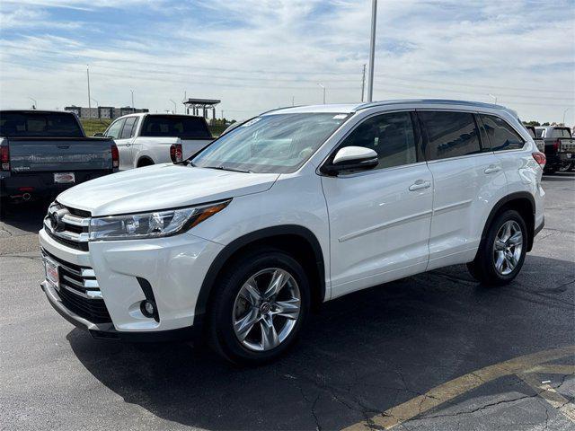 used 2019 Toyota Highlander car, priced at $27,395