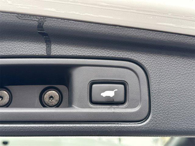 used 2022 Honda Pilot car, priced at $30,000