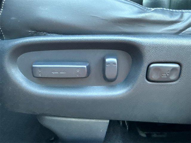 used 2011 Honda CR-V car, priced at $13,395