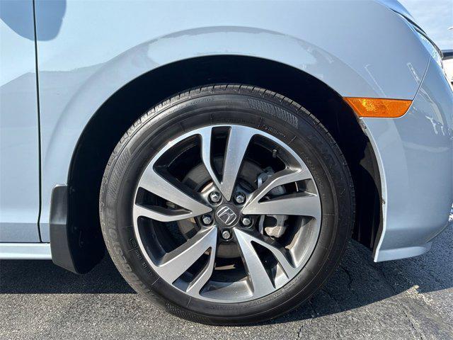 used 2024 Honda Odyssey car, priced at $40,000