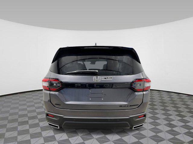 new 2025 Honda Pilot car, priced at $51,854