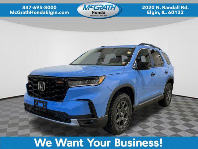 new 2025 Honda Pilot car, priced at $49,135
