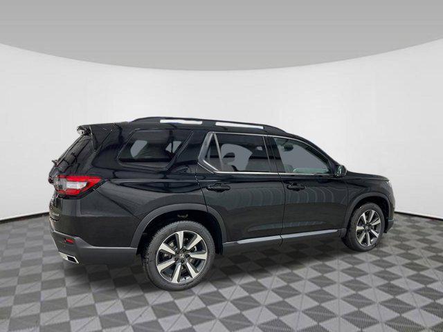 new 2025 Honda Pilot car, priced at $47,331