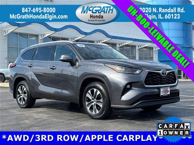used 2022 Toyota Highlander car, priced at $33,111