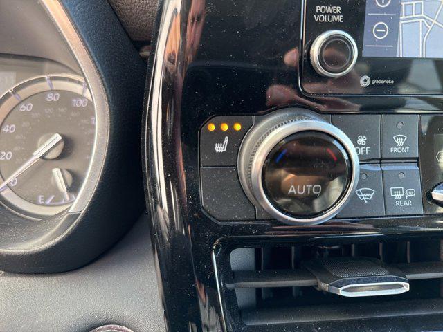 used 2022 Toyota Highlander car, priced at $33,311